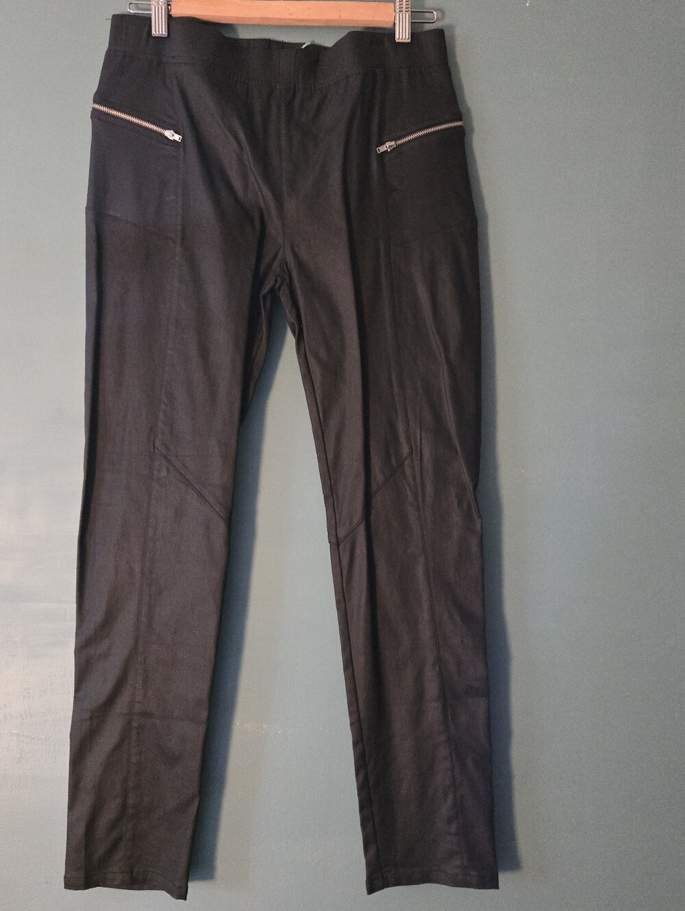 Shiny black matte high-waisted slim leg zipper moto pants NWT
